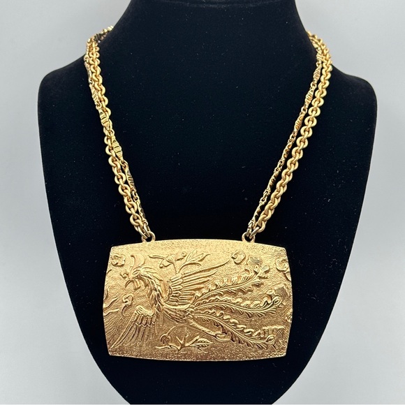 NAPIER‎ Vintage Huge Statement Raised Fighting RoosterMedallion Necklace #258